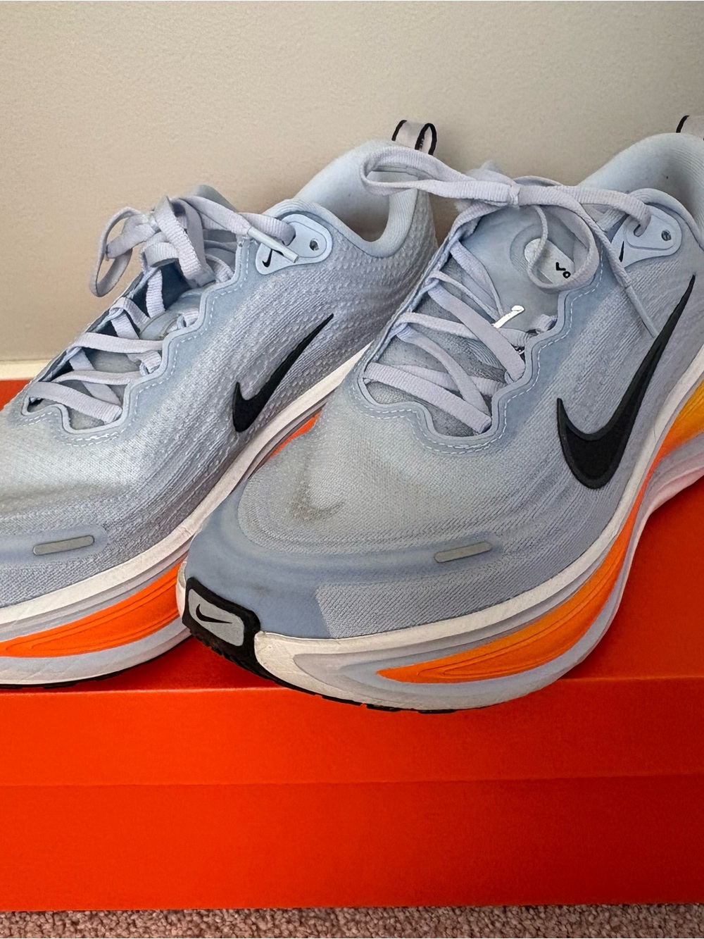 Nike Women's Light Blue and Orange Athletic Running Shoes